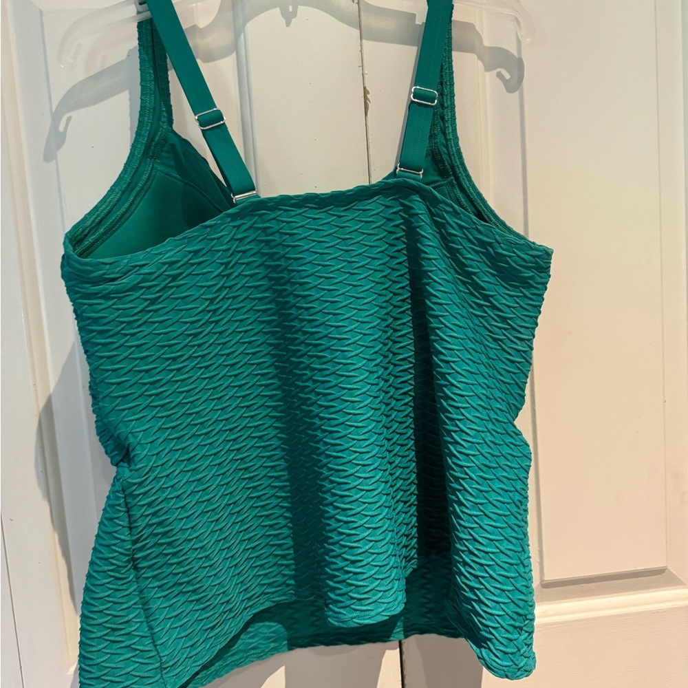 New with Tags Wrap Tankini Swimsuit Top size 18 - Picture 6 of 9